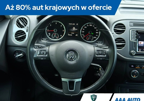 Volkswagen Tiguan cena 70000 przebieg: 147217, rok produkcji 2015 z Choszczno małe 277
